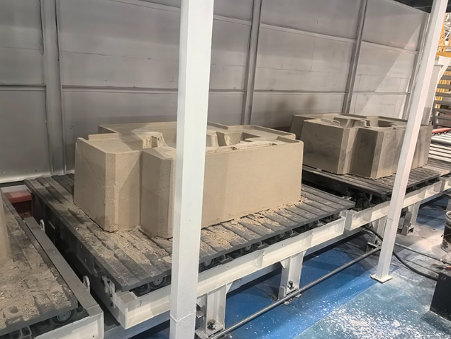 现场需涂胶模具.jpg